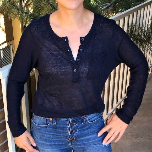 Vince Sheer Navy Linen Long Sleeve V Neck - Picture 6 of 7